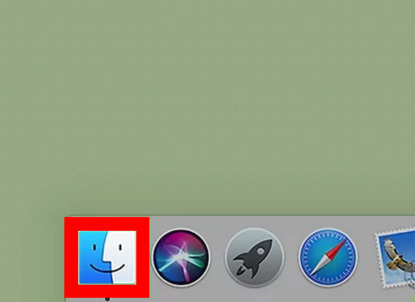 ISO csatolása Mac-en Válassza a Finder-t